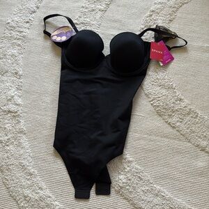 SPANX Suit Your Fancy Bodysuit 4-way straps Small NWT